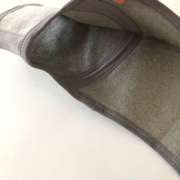 π₯πHOST PICK ππ₯ NEW Unique Shoulder Neck area Warmer - Picture 5 of 7